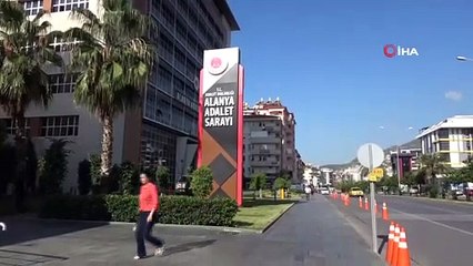 Alanya’da şüpheli araçta uyuşturucu çıktı