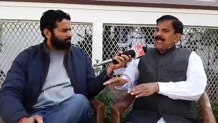 Mehbooba Mufti threatens J&K Governor and Police officer