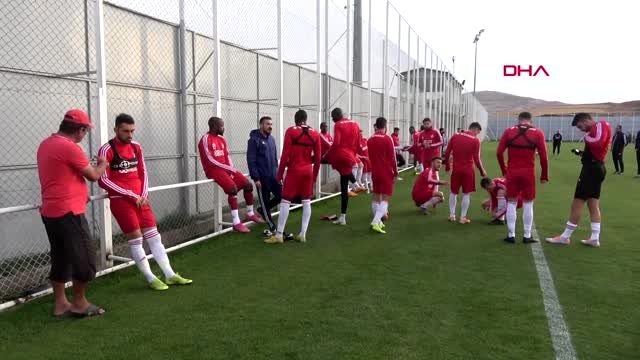 Spor rıza çalımbay: galatasaray maçından puanlar hedefliyoruz
