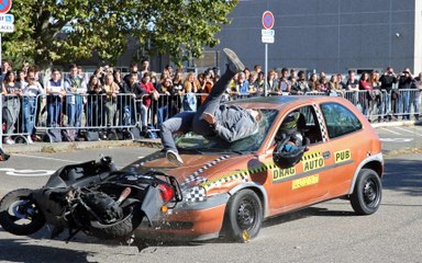 Crash test devant 800 élèves au lycée d'Ingersheim