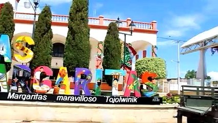 Prefeito arrastado pela rua em protesto