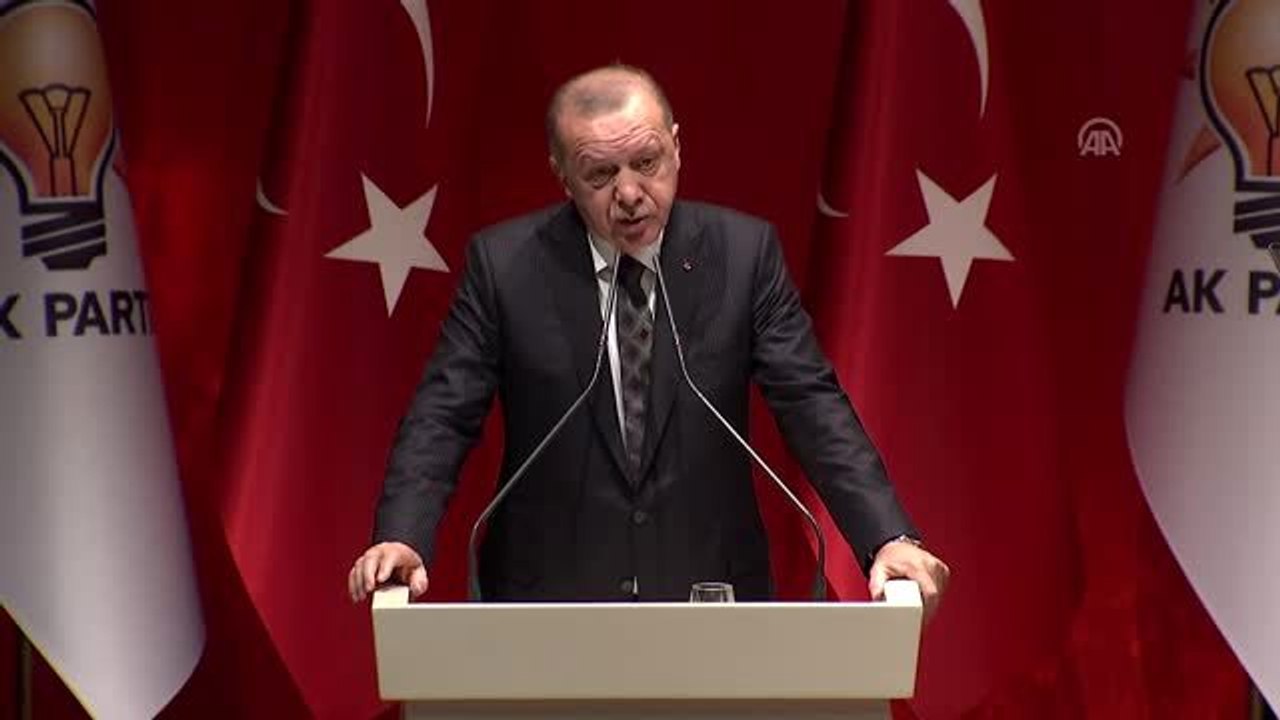 Cumhurbaşkanı Erdoğan: "Biz oradaki Kürt kardeşlerimizle değil, terör örgütüyle mücadele ediyoruz"...