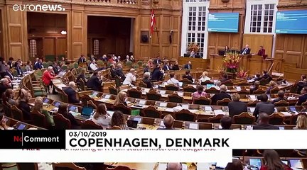 Gelächter im dänischen Parlament - Regierung kauft Elefanten