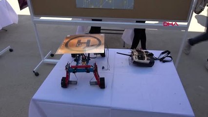 Afyonkarahisar öğrenciler eserlerini bilim fuarında sergiledi