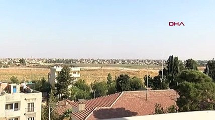 Nusaybin'de DHA muhabiri anonsa hazırlanırken Kamışlı'dan havanlı saldırı