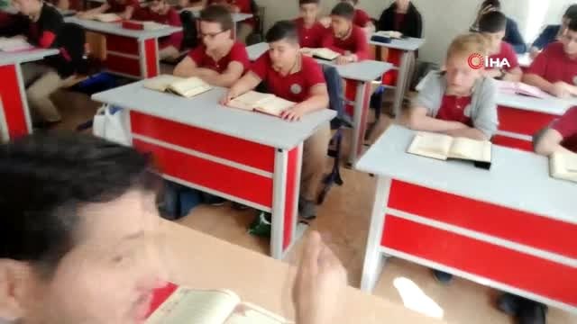 Öğrenciler Barış Pınarı Harekatı'na dualarla destek oldu