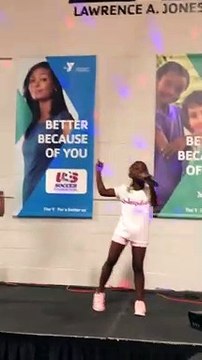 Une petite fille de sept ans aux talents de rappeuse exceptionnels