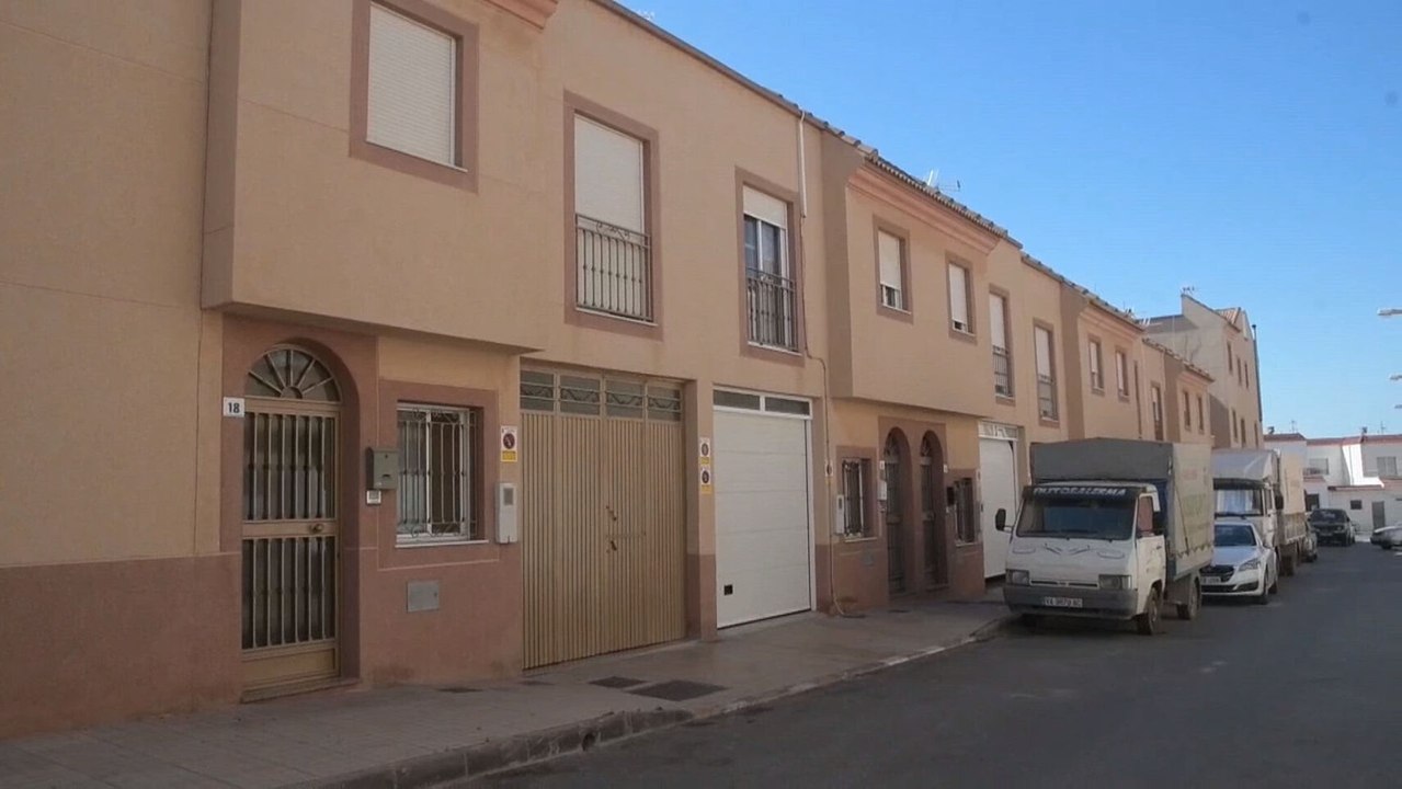 Detenida una mujer de 38 años por la muerte violenta de su hijo, de 7, en El Ejido