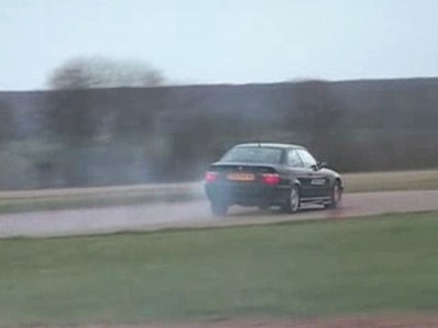 Drift à Pouilly en M3 E36