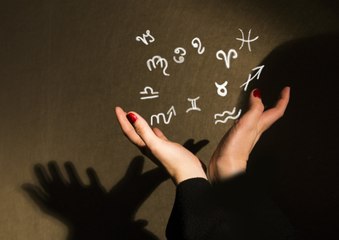 Was dein Sternzeichen über die Art von Männern aussagt, die du liebst.