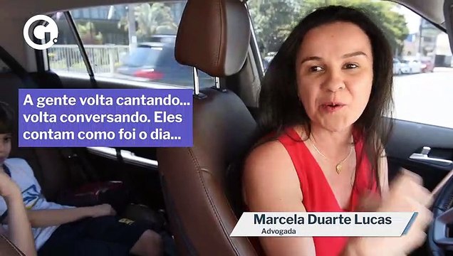 Mãe aproveita tempo no trânsito com os filhos para criar futparódias