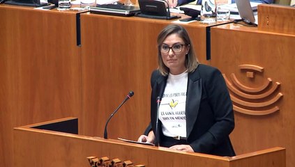 Aprobada supresión de limitación de mandatos del presidente extremeño