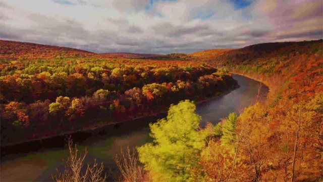 Go to the Catskills for Gorgeous Fall Foliage—and Stay for the Wine, Beer, and Spirits