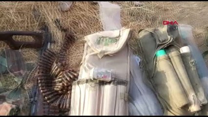 Suriye kaçan teröristlerin bıraktığı silah ve mühimmatlar böyle görüntülendi