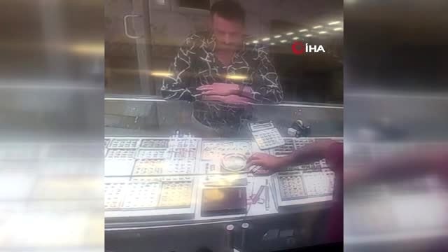 Sahte altın üretip kuyumcuları ve vatandaşı dolandıran çete çökertildi