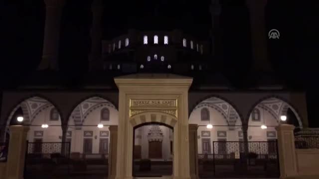 Mehmetçik için camilerde Fetih Suresi okundu