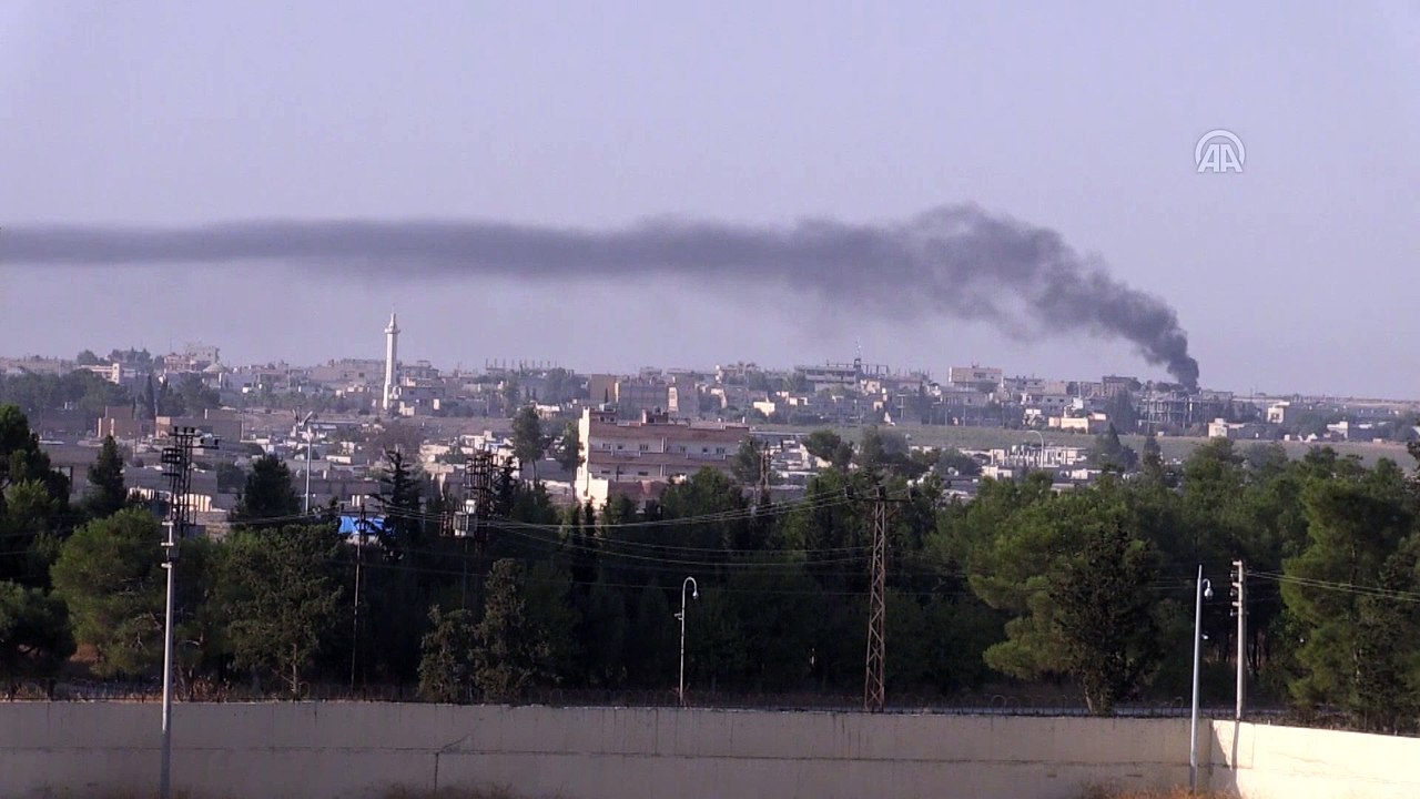 Barış Pınarı Harekatı - Terör örgütü Tal Abyad'da lastik ve mazot yakıyor - ŞANLIURFA
