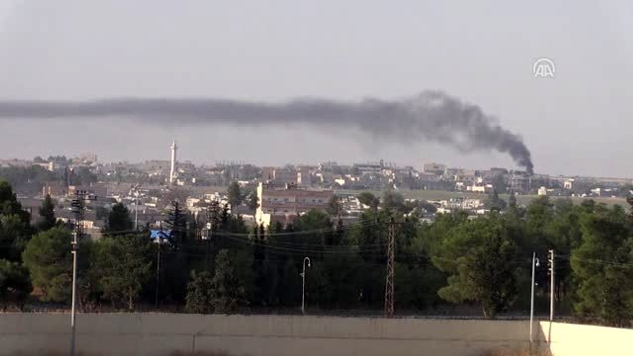 Barış Pınarı Harekatı - Terör örgütü Tal Abyad'da lastik ve mazot yakıyor