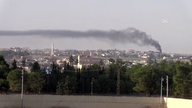 Barış Pınarı Harekatı - Terör örgütü Tal Abyad'da lastik ve mazot yakıyor