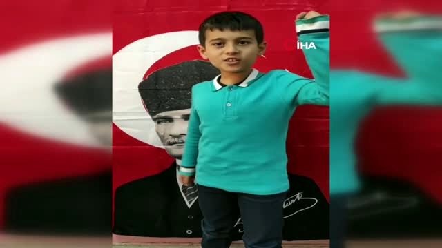 Öğrencilerden Mehmetçiğe 'Komando Andlı' destek