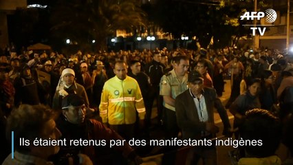 Equateur: libération des policiers détenus par des manifestants indigènes
