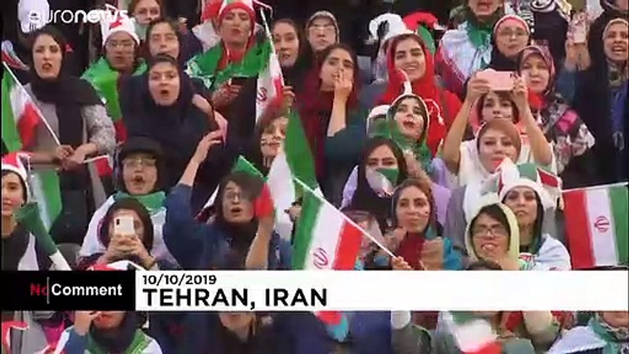 Iran: Frauen dürfen wieder ins Fußballstadion