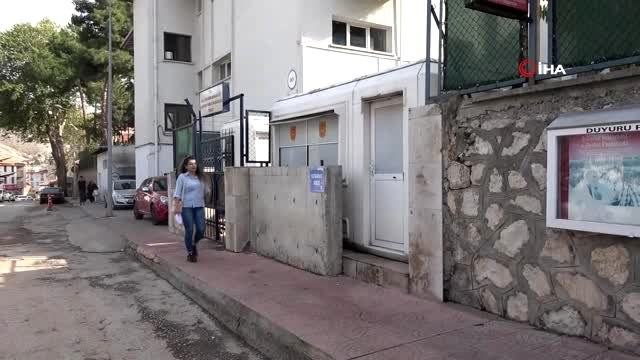 Genç kadın, Barış Pınarı Harekatı'na katılmak için dilekçe verdi