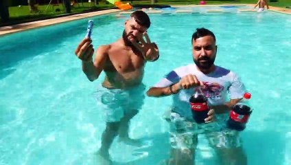 experiment : Coca-Cola in the pool