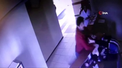 Aile sağlığı merkezinde dehşet anları kamerada