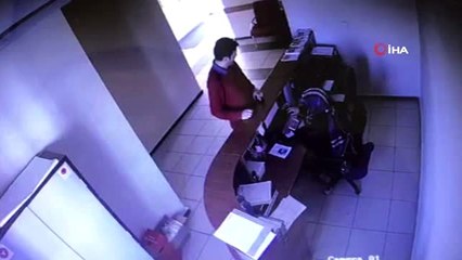 Aile sağlığı merkezinde dehşet anları kamerada