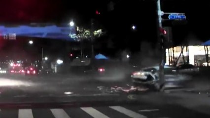 음주운전 승용차가 택시에 '쾅'...승객 1명 숨져 / YTN