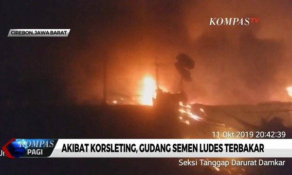 Akibat Korsleting, Gudang Semen Ludes Terbakar