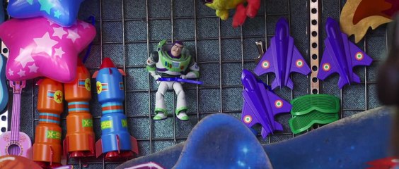 Toy Story 4 Film Clip - Ducky & Bunny & Buzz