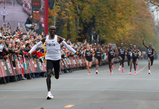 Eliud Kipchoge brise la barrière des 2 heures - Athlé - Marathon