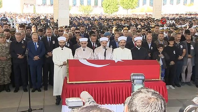 Barış Pınarı Harekatı şehidi son yolculuğuna uğurlandı