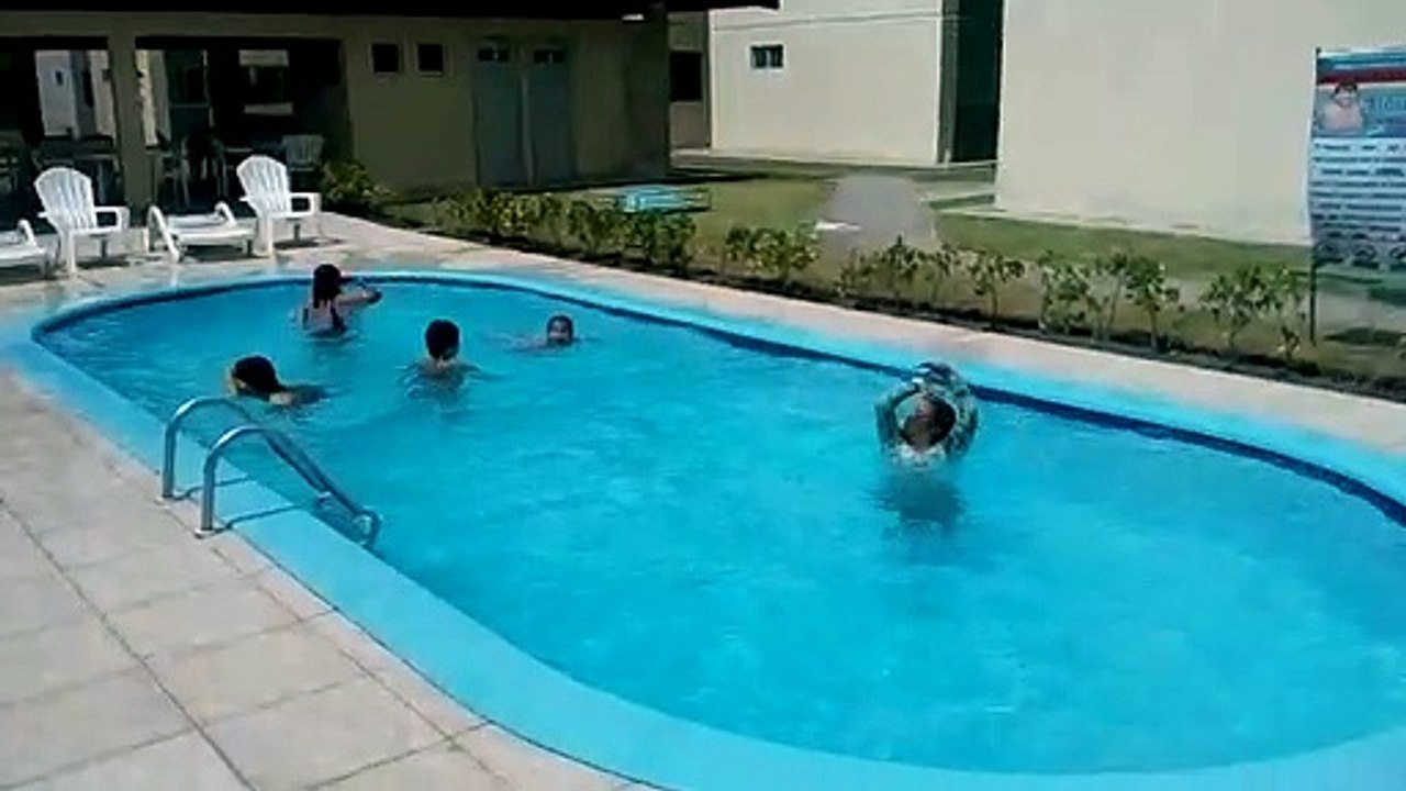MIDIAN, RAPHAELL, DONA LÍDIA, FERNANDA, THÁBATTA, OSMILTON NA PISCINA DO CONDOMÍNIO CUPE - RESERVA IPOJUCA 12_10_2019
