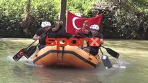 Raftingcilerden Barış Pınarı Harekatı'na destek