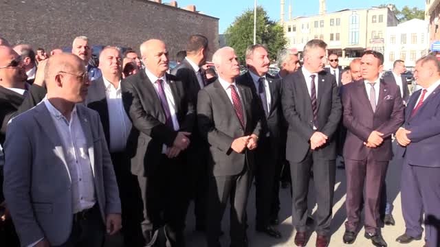 Devletimizin ve milletimizin yanında bir duruş sergileyen siyasal hareketiz