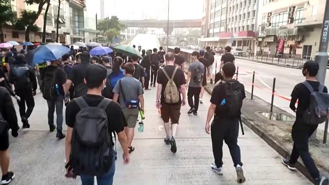 Hong Kong'da protestolar sürüyor - HONG