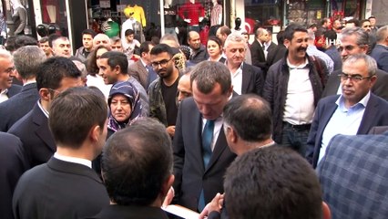 Bakan Selçuk, Zeytinburnu Kariyer Merkezi’nin açılışına katıldı