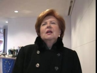 Vaira Vike-Freiberga : "Groupe des sages"