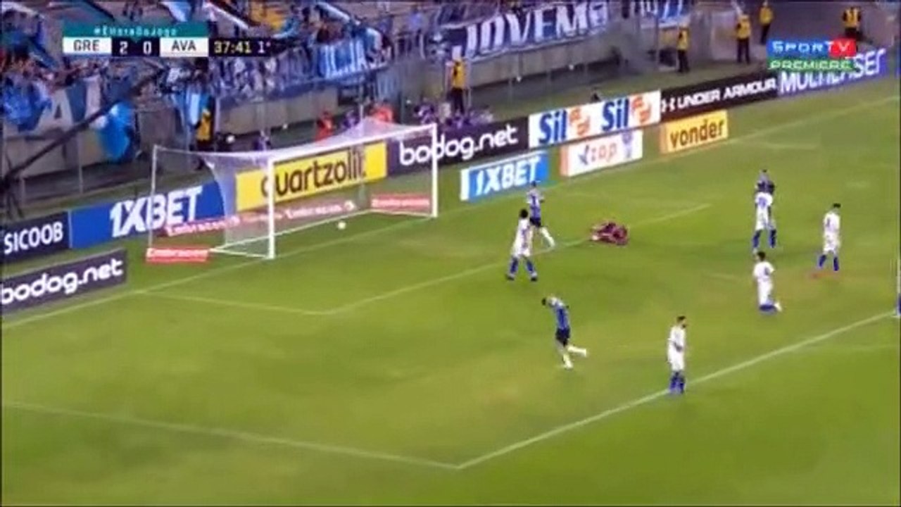 gol do gremio luan 3x0