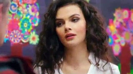 Y Tú Quién Eres Capítulo 20 - En Español Online (Kızım) - Part 1