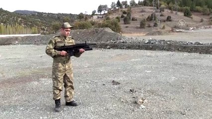 Yerli "bomba atarlar" kışlada