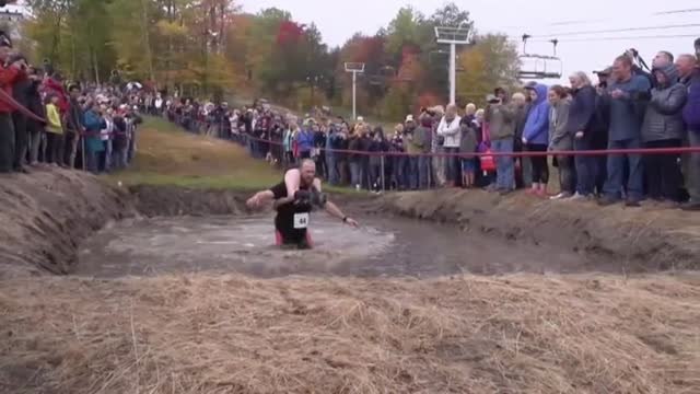 Con la mujer a cuestas