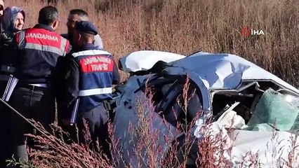 TEM'de korkunç kaza: Aynı aileden 3 kişi öldü