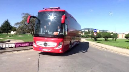 Milliler, Fransa'ya gitti