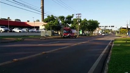 Ciclista sofre suspeita de fratura na Tancredo Neves