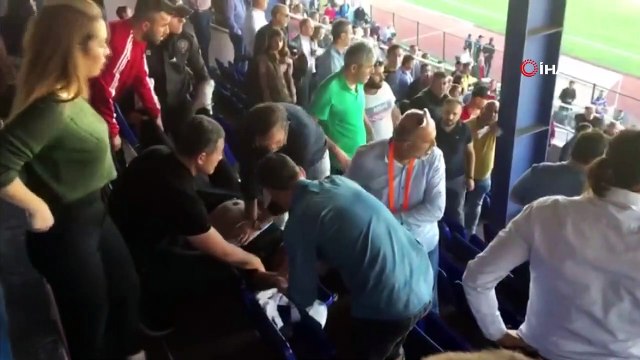 Kalp krizi geçiren taraftara ilk müdahaleyi tribünde bulunan doktor yaptı