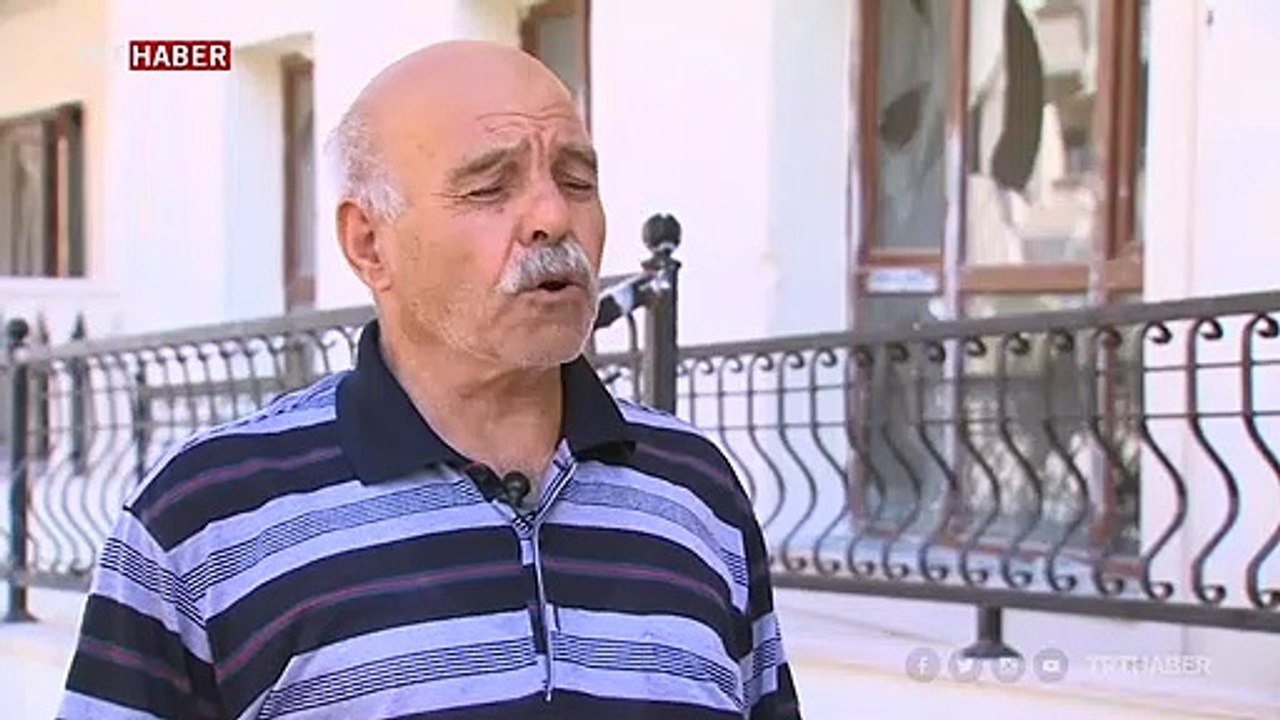 Terör anne ve kızlarının peşini bırakmadı